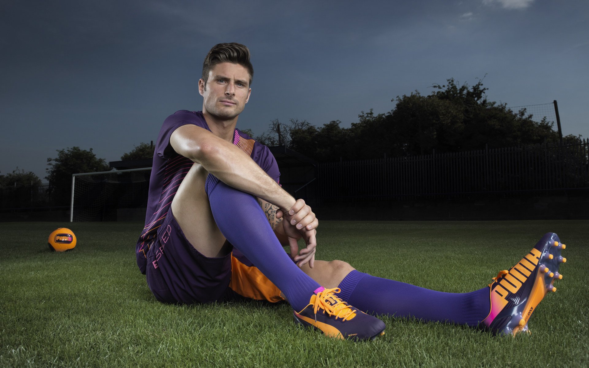 “球场趣闻：明星场外的小趣事”，明星打球